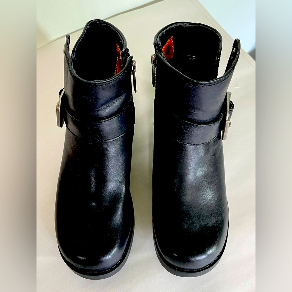 Harley Davidson Lifestyle Women’s Black Leather Ankle Boots Silver-toned Detail